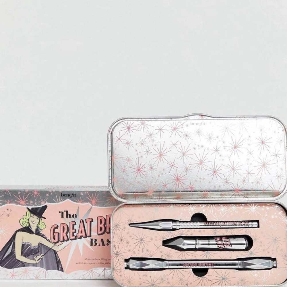 Benefit Cosmetics Eyebrow Kit